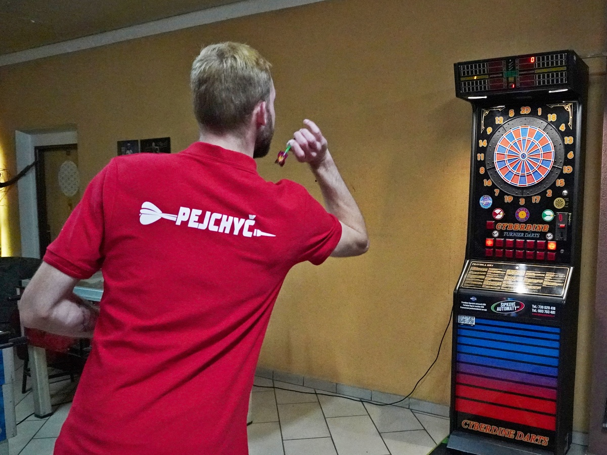 Utkání 3. ligy šipkařů